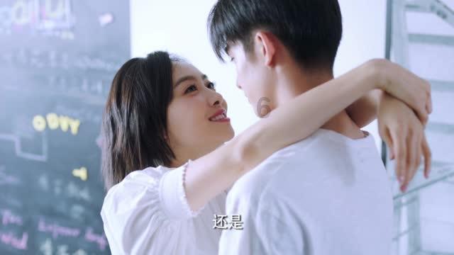 甜美奥莉的雪纺装